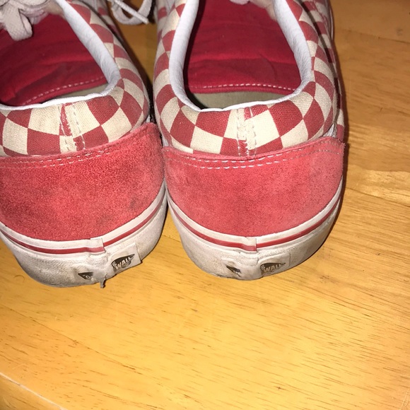 Checker Vans - Picture 3 of 4
